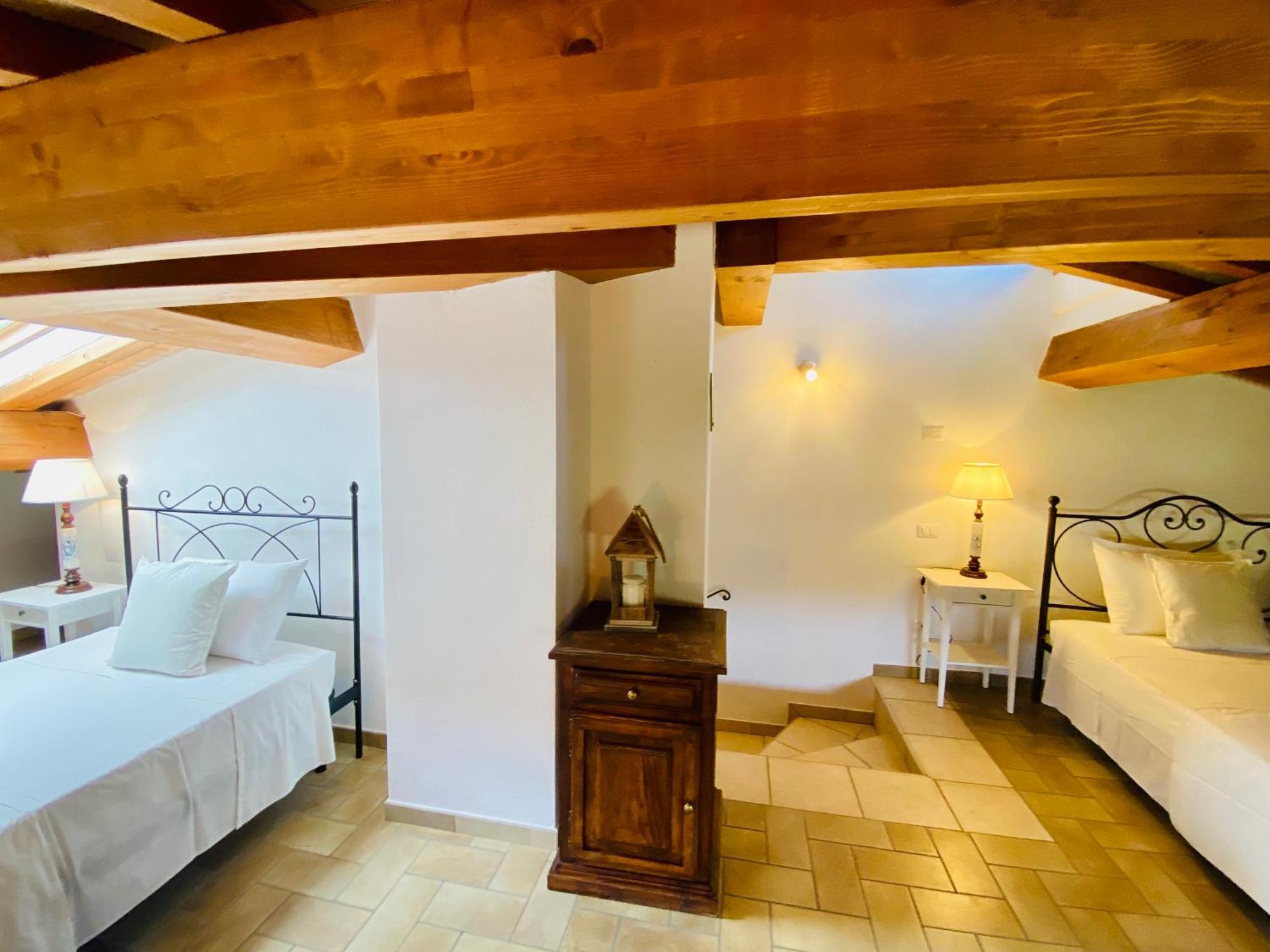Apartamento Il Mandorlo Nella Campagna Di Certaldo Aia Murata Exterior foto